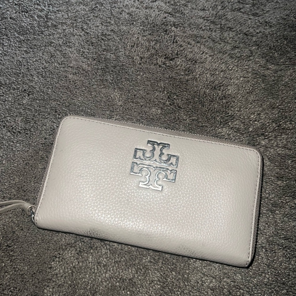 Tory Burch Light Gray Wallet with Logo